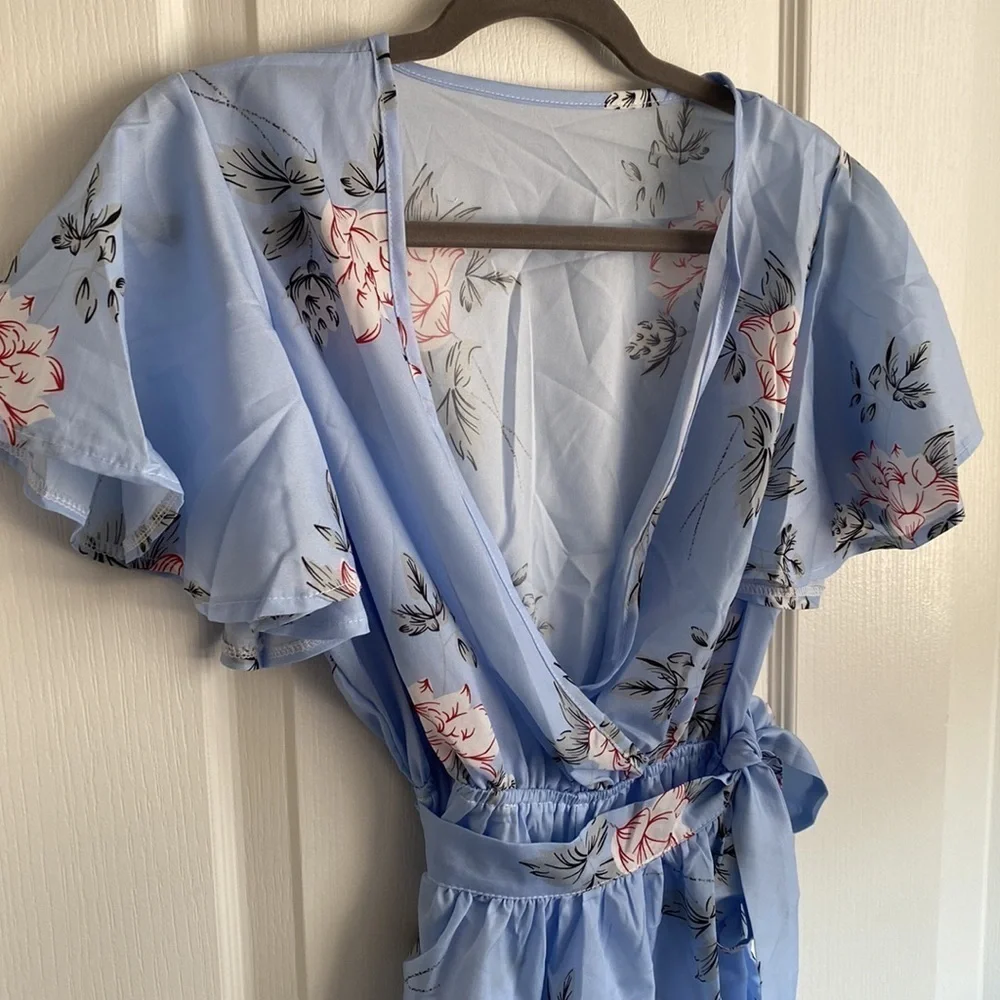 Blue Floral Faux Wrap Romper, NWOT - Picture 2 of 7